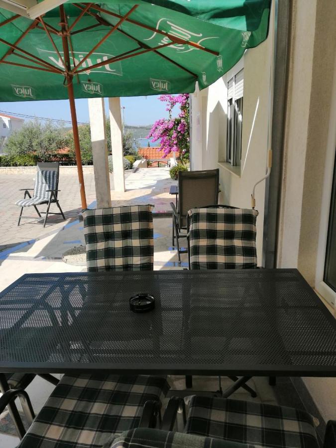 Apartmani Jureta Okrug Gornji Bagian luar foto