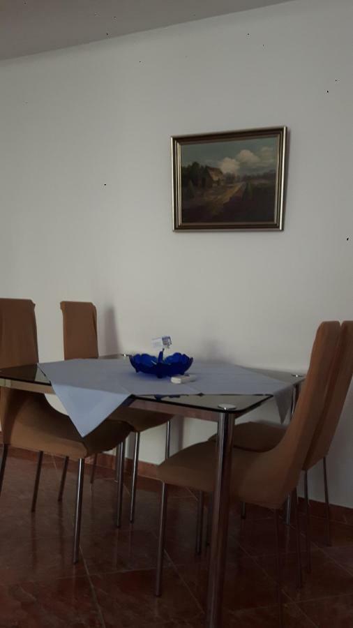 Apartmani Jureta Okrug Gornji Bagian luar foto